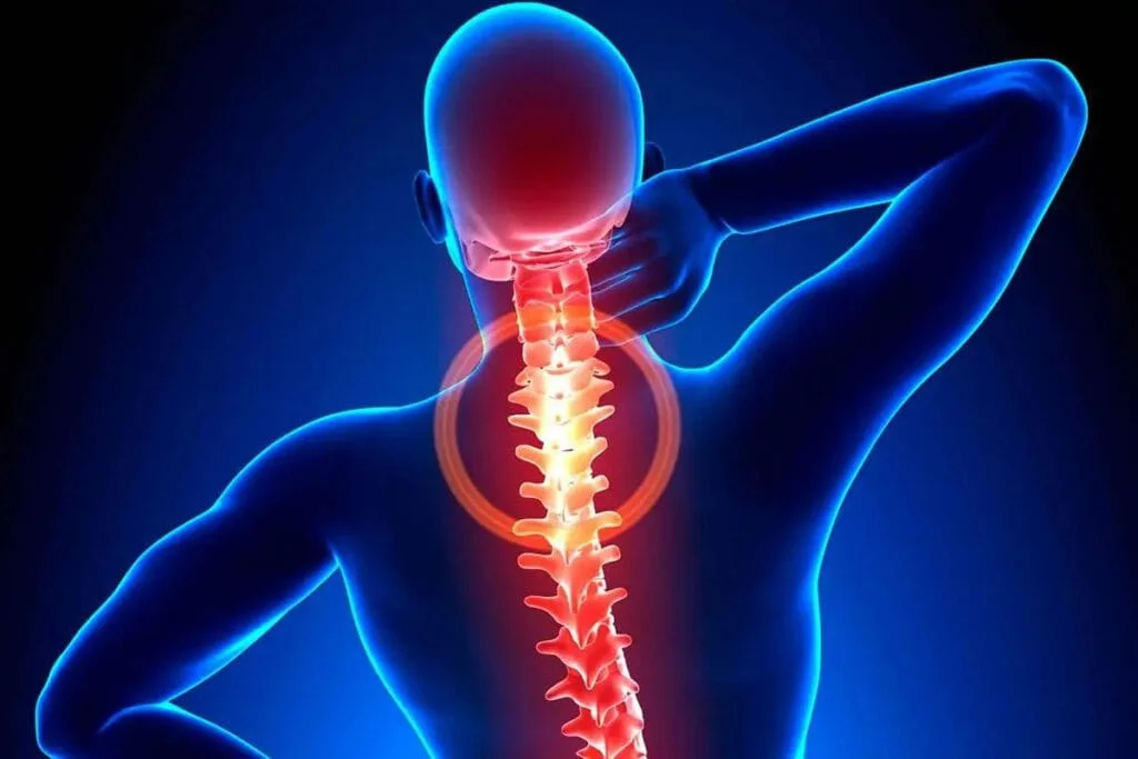 أعراض انضغاط الحبل الشوكي وأحدث طرق العلاج الفعّالة